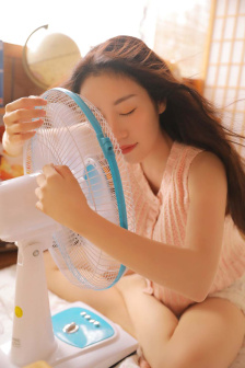 自由夫人电影